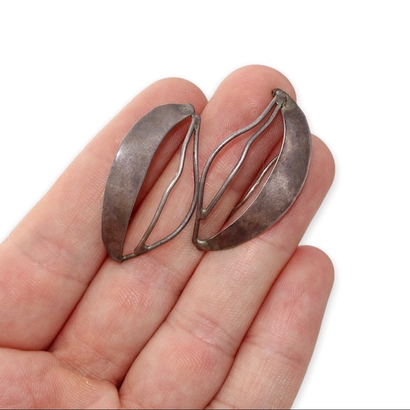 Vintage Sterling Silver Earrings Abstract Crescent Moon Modernist Primitive - Picture 5 of 5